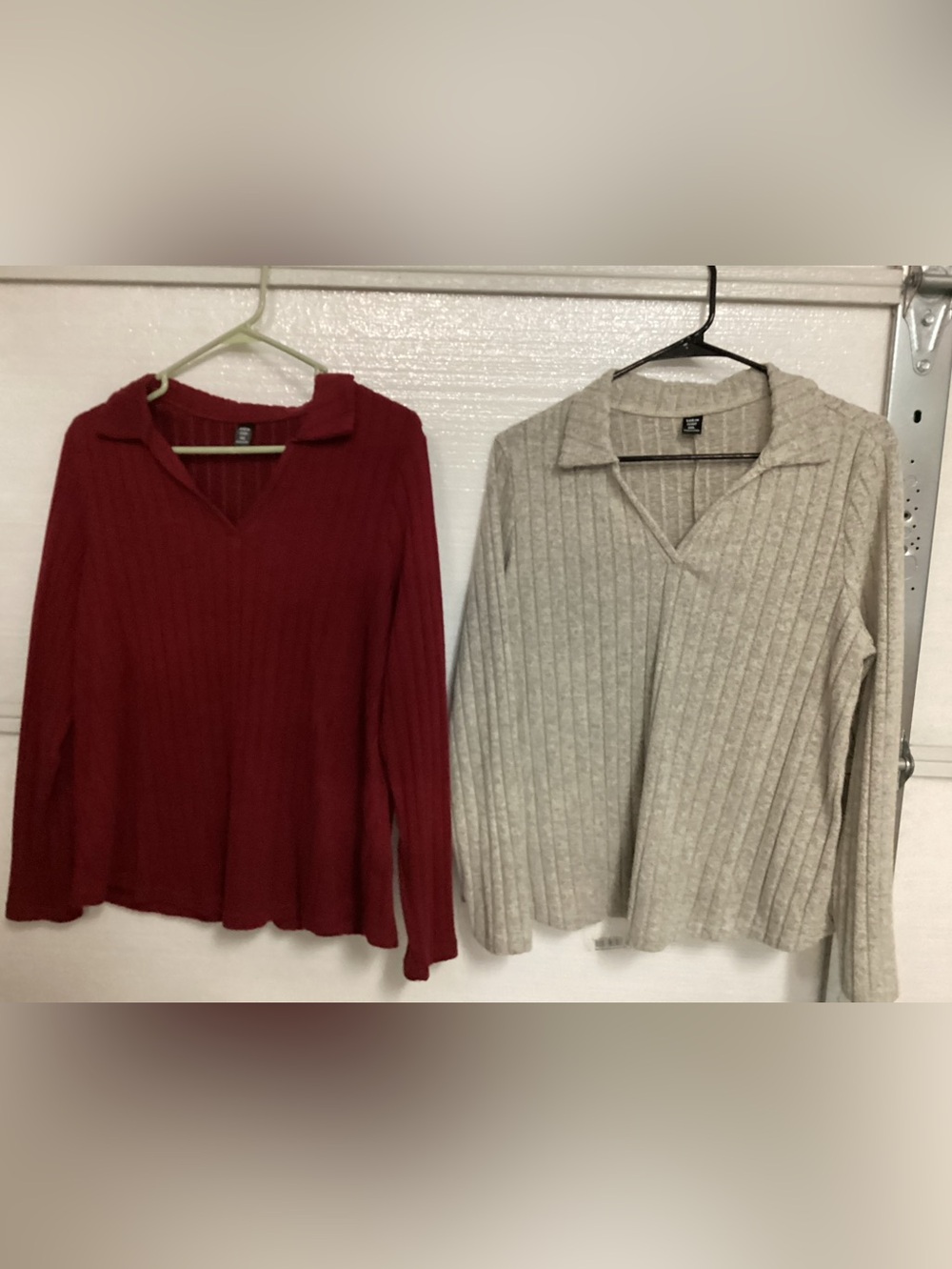 2 women’s long sleeve shirts size extra large